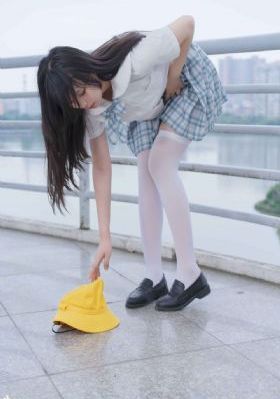 娇妻在黑舞厅呻吟_日韩手机在线观看
