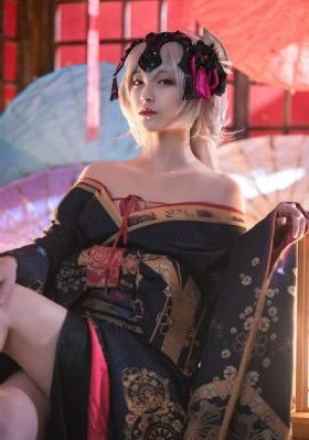 孤国春秋第一季在线观看完整版_BD英语在线观看视频